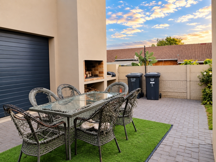 3 Bedroom Property for Sale in Marinda Park Western Cape